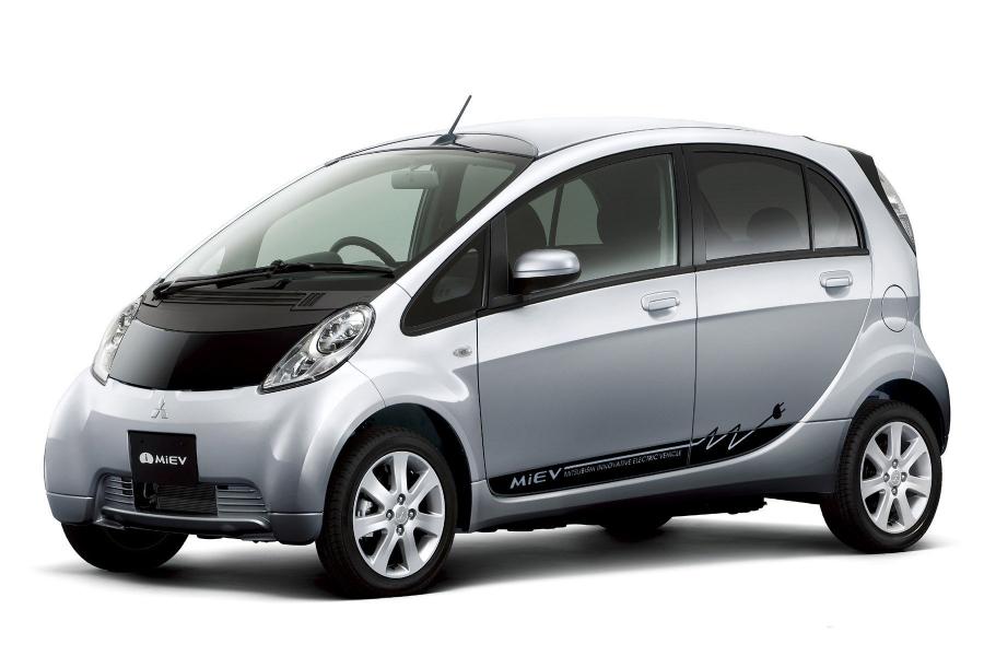  Mitsubishi i-MiEV Production Version 2009 года  (фото 6 из 12)